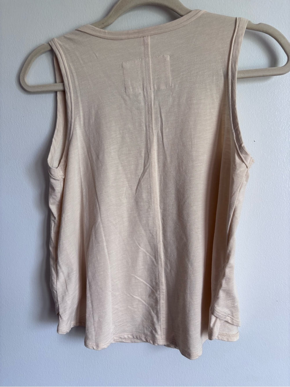 C&C California Women's V-Neck Sleeveless Tank Top — Cream XS - Picture 4 of 7